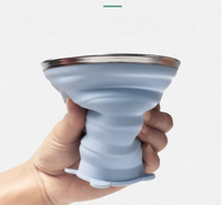 TravelEase Cup - сгъваема чаша за пътуване, компактни кухненски аксесоари, удобна за носене, изработена от силикон, практична и стилна.