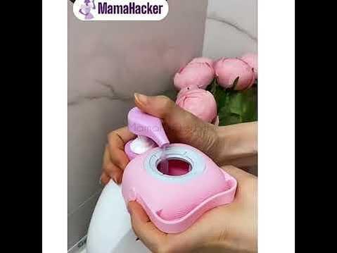 Четка BathPal в ръка, удобна и практична, аксесоари за баня, иновации в грижата за тяло, лесно използване | Поръчай от MamaHacker.bg.