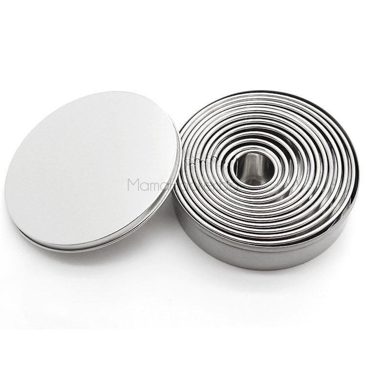 CakeCircles комплект 12 части за тестени изделия, неръждаема стомана, кухненски аксесоари на ниски цени за прецизно изрязване.