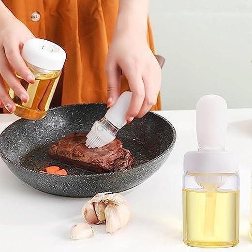 Четка OilBrush за разнасяне на олио на месо, кухненски аксессоар, иновативен помощник за готвене, практичен уред, лесно нанасяне на подправки.