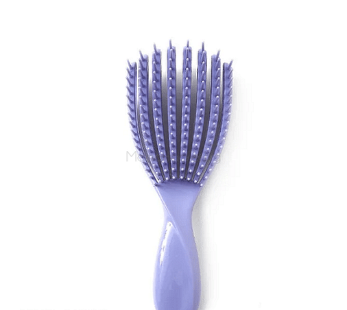 LuxeComb - луксозна четка за коса в лилав цвят, идеална за всеки тип коса. Придайте стил на вашия вид!