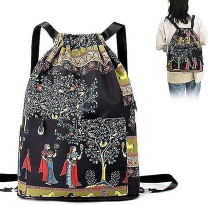Дамска раница TravelBag Pro с уникален дизайн, водоустойчива материя и практични джобове за удобство при пътуване | Поръчай от MamaHacker.bg