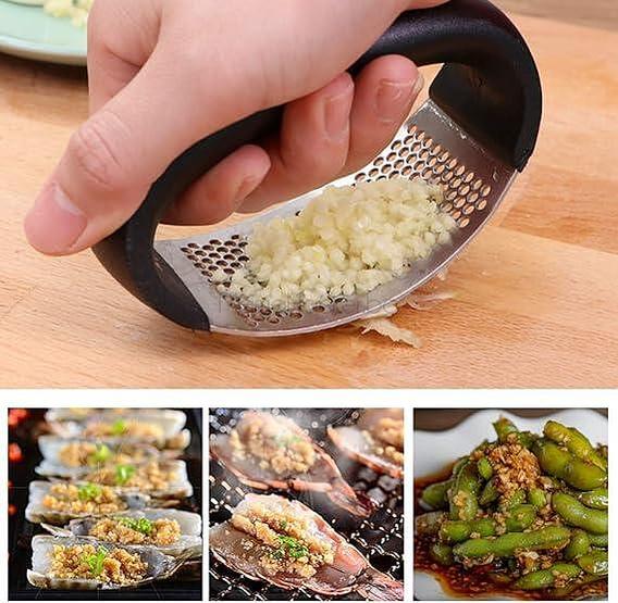 GarlicMaster преса за чесън в действие, кухненски аксесоар за лесно приготвяне на вкусни ястия с чесън. | Поръчай от MamaHacker.bg