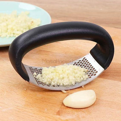 GarlicMaster преса за чесън, кухненски аксесоар, лесно използване, бързо готвене, високо качество | Поръчай от MamaHacker.bg