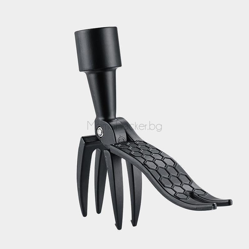 Инструмент за плевене GardenClaw с удобна ръкохватка и регулируем дизайн, идеален за градинарство в различни ситуации | Поръчай от MamaHacker.bg.