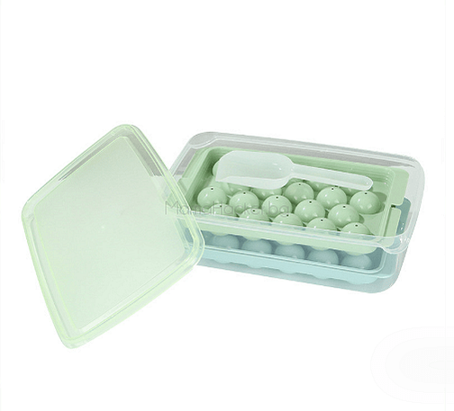 Кутия за ледени кубчета IceBalls с капак и лъжичка - практично решение за кухненски аксесоари. | Поръчай от MamaHacker.bg