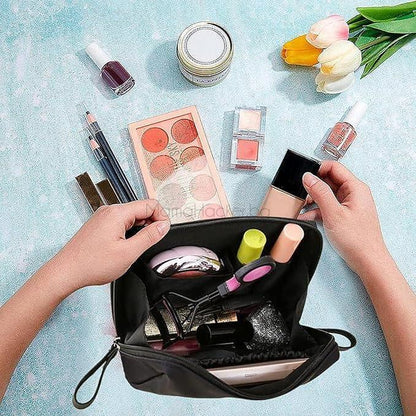 MiniLuxury водоустойчива чанта за козметика, органайзер, стилни аксесоари, удобно съхранение, козметични принадлежности | Поръчай от MamaHacker.bg