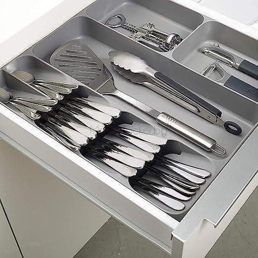 Мултифункционален KitchenOrganizer с подредени прибори и аксесоари за кухня - практична организация на пространство.