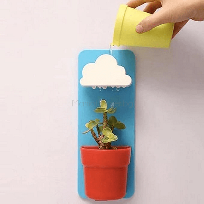 Саксия CloudPot с приставка за поливане, иновативна и стилна, идеална за растения, с автоматично поливане и удобство | Поръчай от MamaHacker.bg