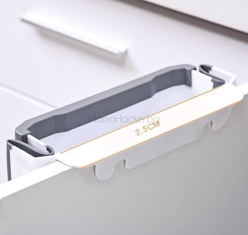 Сгъваем кош за кухня KitchenKlean, практично решение за управление на отпадъците и спестяване на място в кухнята.