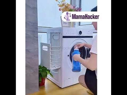 Жена добавя перилен препарат в пералня, представяща удобството на домакинството с практични аксесоари. | Поръчай от MamaHacker.bg
