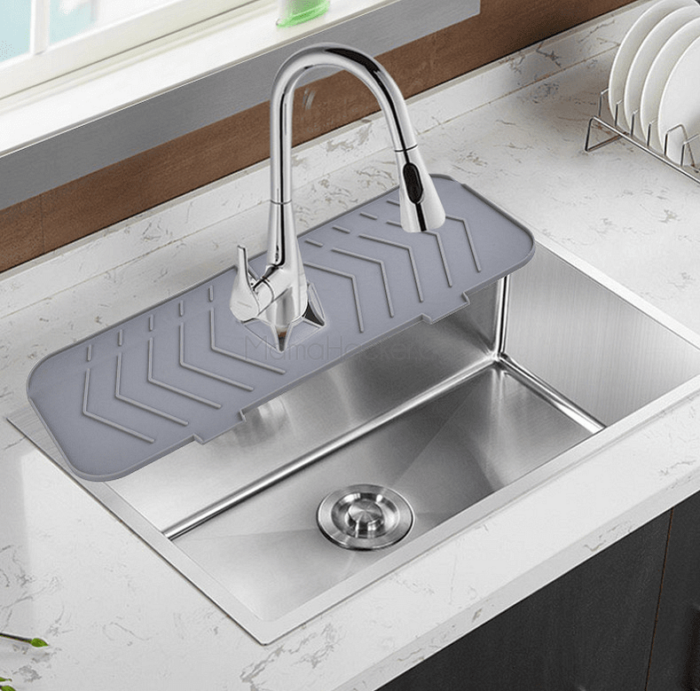 SinkSavvy подложка за смесител с хоризонтален дизайн, кухня, аксесоари, лесно чистене, практично решение