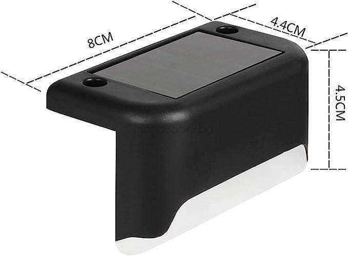 Декоративна соларна лампа SolarGlow, размери 8x4.4x4.5 см, черен цвят, подходяща за градинска декорация, енергийна ефективност.
