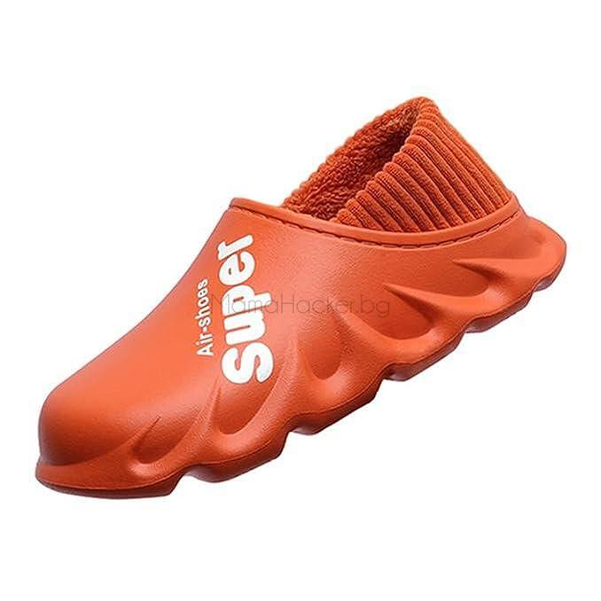 Зимни чехли FrostyFootwear - удобство, стил, водонепропускливи, изолация, подходящи за домашна употреба.
